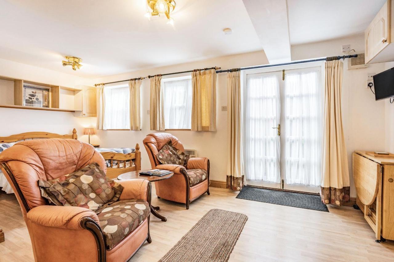 Вилла Sail Loft Annexe Ярмут Экстерьер фото